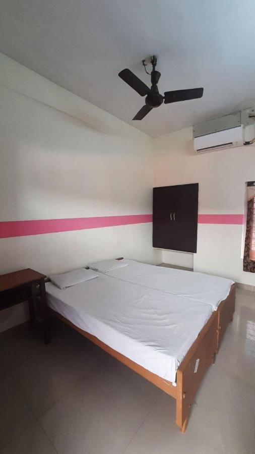 Zaina Tourist Home Kollam Kültér fotó