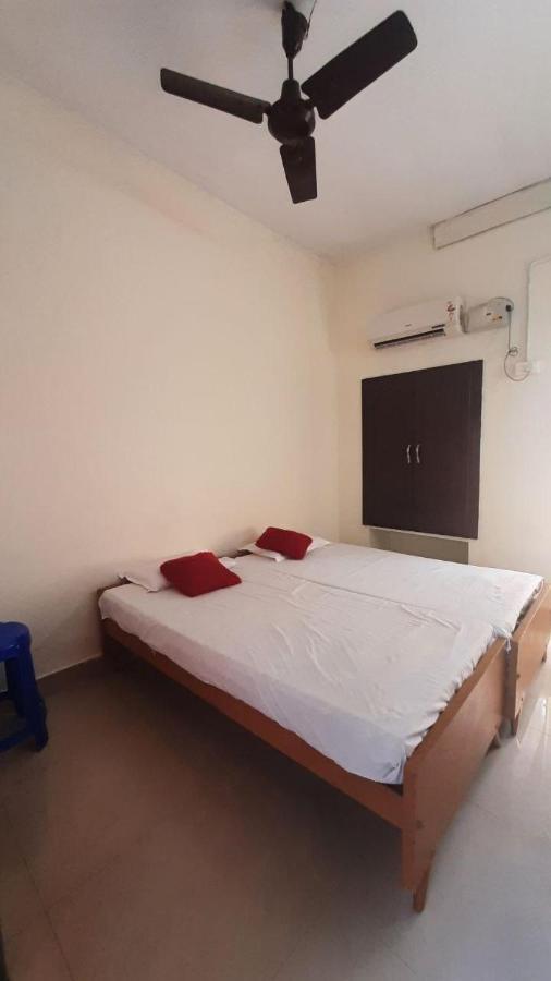 Zaina Tourist Home Kollam Kültér fotó