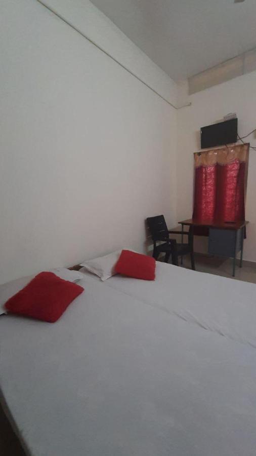 Zaina Tourist Home Kollam Kültér fotó