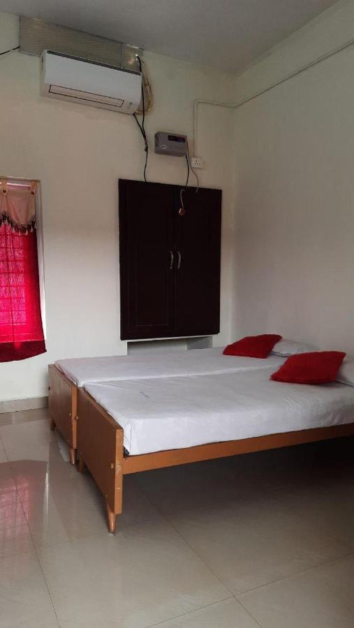 Zaina Tourist Home Kollam Kültér fotó