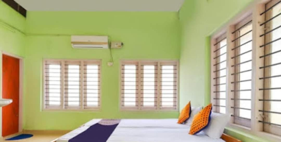 Zaina Tourist Home Kollam Kültér fotó